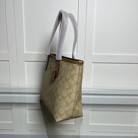 Полная версия COACH в оригинальной упа