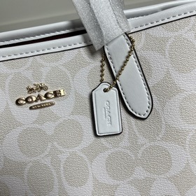 Полная версия COACH в оригинальной упа