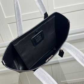 Полная версия COACH в оригинальной упа