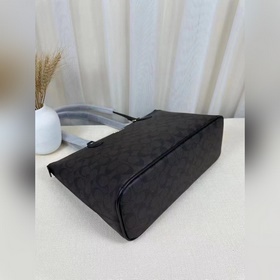 Коуч в максимальной комплектации с пол