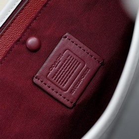Модель COACH высшей серии в полной фир
