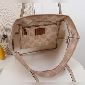 Высшая версия Coach в полной фирменной