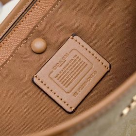 Модель COACH высшей серии в полной фир
