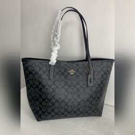 Топовая версия Coach в полной фирменно