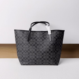 Топ-версия Coach в оригинальной фирмен