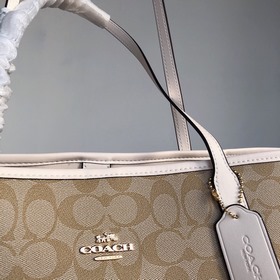 Coach в максимальной комплектации с по