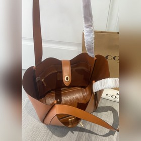 Модель Coach в максимальной комплектац
