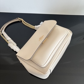 Топовая версия COACH в полной фирменно