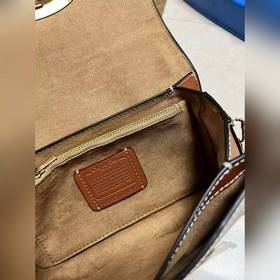 Модель COACH высшей серии в полной фир