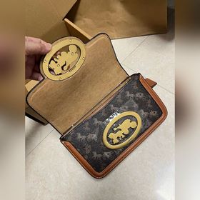 Модель COACH высшей серии в полной фир