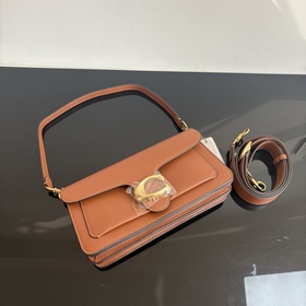 Модель COACH в максимальной комплектац