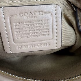 Самая последняя модель Coach в полной 