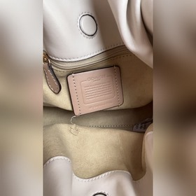 Coach в полной комплектации с оригинал
