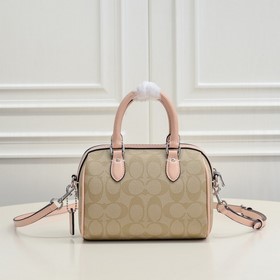 Модель COACH высшей серии в полной фир
