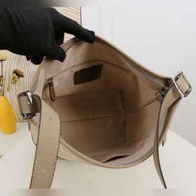 Модель Coach высшей серии в полной фир