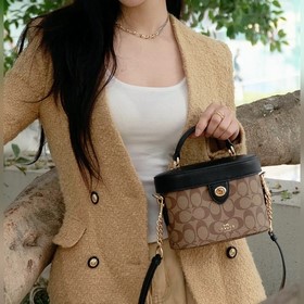 Высшая версия COACH в полной фирменной