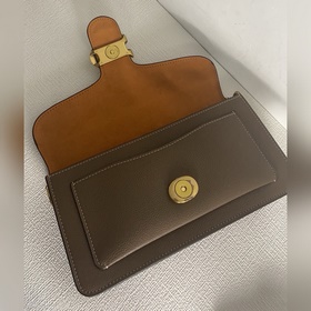Coach： модель высшей линейки в оригина