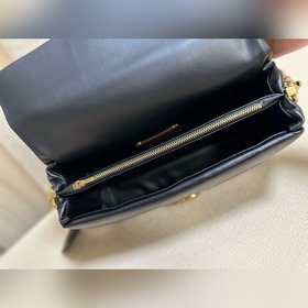 Последний выпуск COACH в полной фирмен