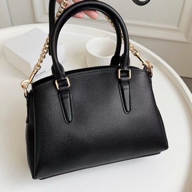 Модель COACH высшей серии в полной фир