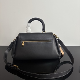 Полная версия COACH в оригинальной упа
