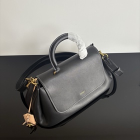 Полная версия COACH в оригинальной упа