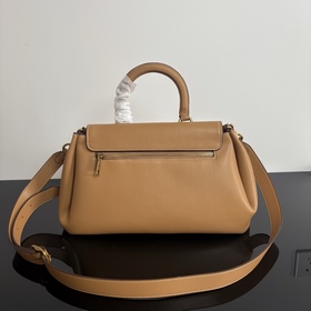 Полная версия COACH в оригинальной упа