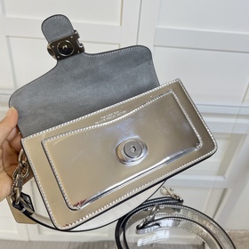 Топовая версия COACH в полной фирменно