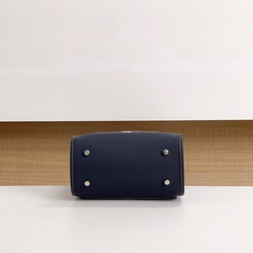 Модель COACH высшей серии в полной фир