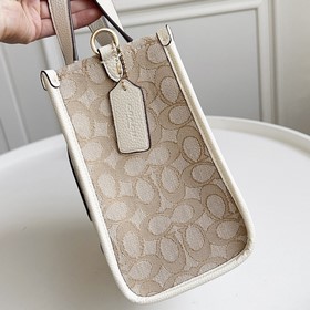 Топ-модель COACH в полной фирменной уп