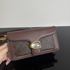 Топовая версия COACH в полной фирменно