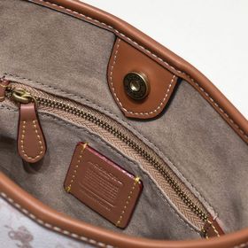 Топовая версия COACH в полной фирменно