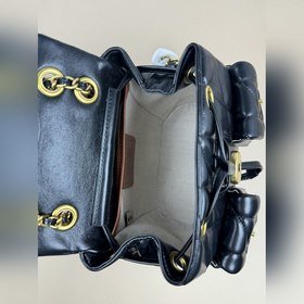 Последние модели Coach в полной фирмен