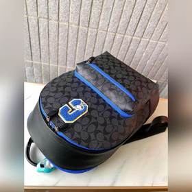Коуч в максимальной комплектации с пол