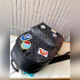 Коуч (COACH) — модель высшего класса в