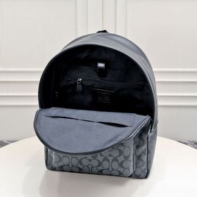Топ-модель COACH в полной фирменной уп
