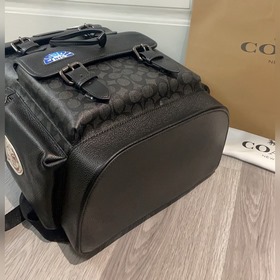 Последний выпуск COACH в полной фирмен