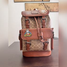 Топовая версия COACH в полной фирменно