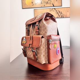 Топовая версия COACH в полной фирменно