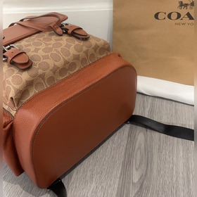 Топовая версия COACH в полной фирменно