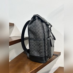 Топовая версия COACH в полной фирменно
