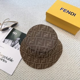 Отличная классическая рыбацкая кепка F