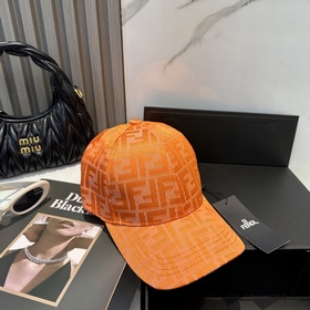 FENDI： бейсболка с логотипом в классич