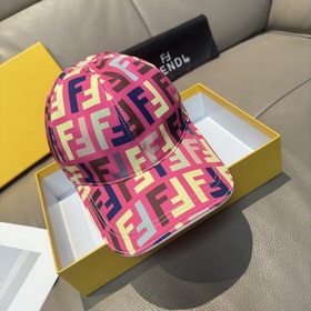 Новая бейсболка Fendi (Фенди) из ориги