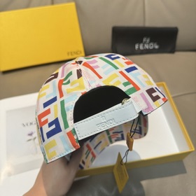 Новая бейсболка Fendi (Фенди) из ориги
