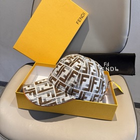 Новая бейсболка Fendi (Фенди) по ориги