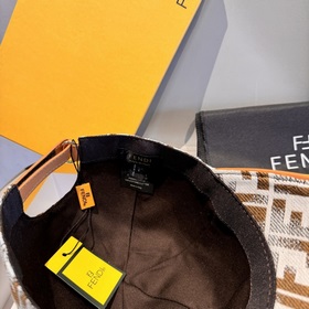 Новая бейсболка Fendi (Фенди) по ориги