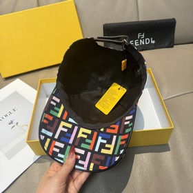 В комплекте с тканевым мешочком — нова