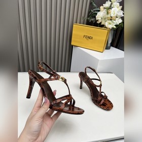Материал： кожа с узором; Подкладка ：
