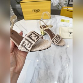 Сандалии Fendi. Размеры： 35–40 (41, 42