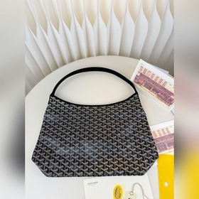 Goyard Bohème Hobo ~ черный. Воплощен